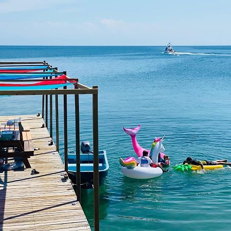 Blue Sky Rentals Utila Dış mekan fotoğraf